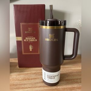 🍫✨ Stanley Chocolate Gold Quencher H2.0 FlowState Tumbler 40 Oz